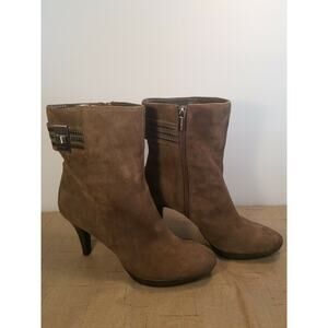 Bandolino‎ Women's Bocalluna Brown Kitten Heel Boots Size 9M
